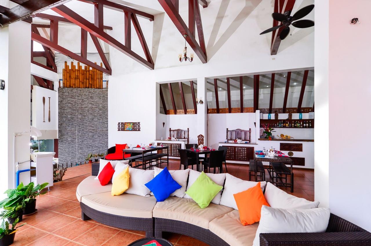 Anda Cove Beach Resort Extérieur photo
