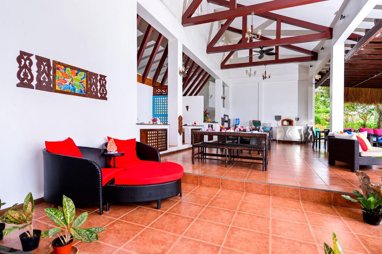 Anda Cove Beach Resort Extérieur photo